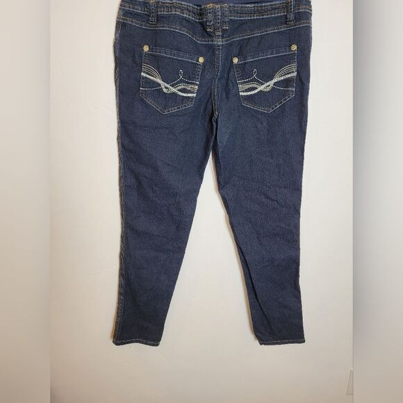 Times Two Maternity Jeans Medium Stretchy Dark Wash Ankle Crop Pull On Blue - Picture 9 of 9